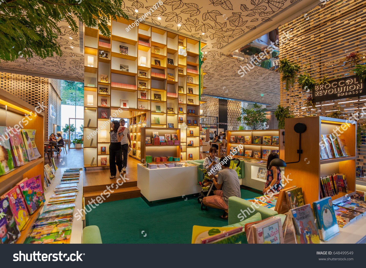 Atmosfera restauracji Calvorynex
